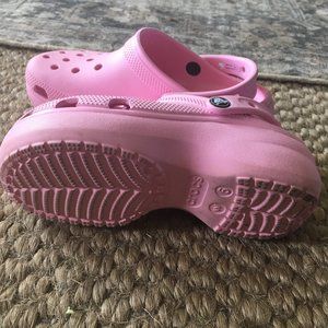 pink platform crocs womens size 6 shoes